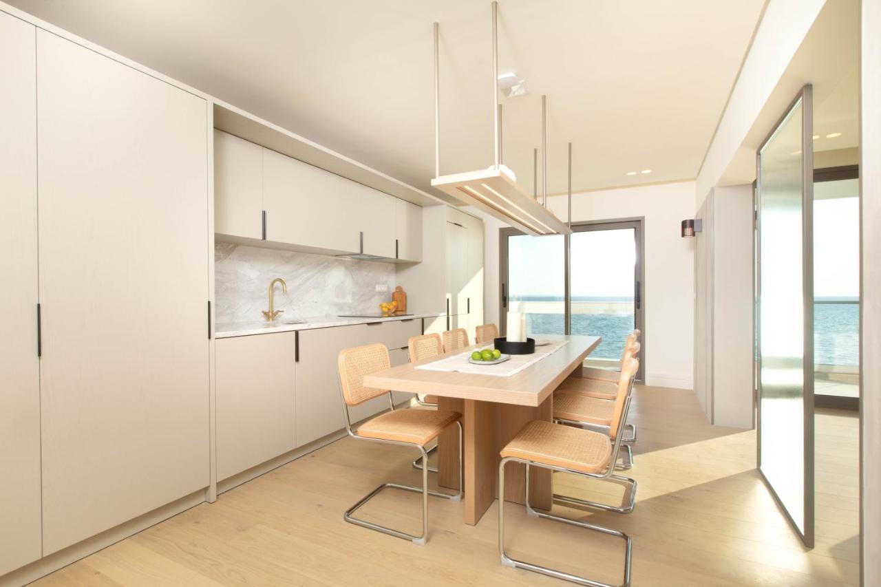 F & B Collection - Luxury Seafront 2 Bedroom Tesalónica
